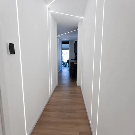 Tre Gemme In Centro - Cobalto *