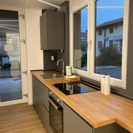 Tre Gemme In Centro - Cobalto Pescara